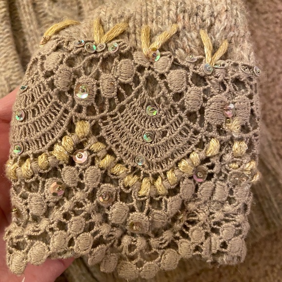 EUC Anthropologie Sleeping on Snow Button Sweater - Picture 4 of 10